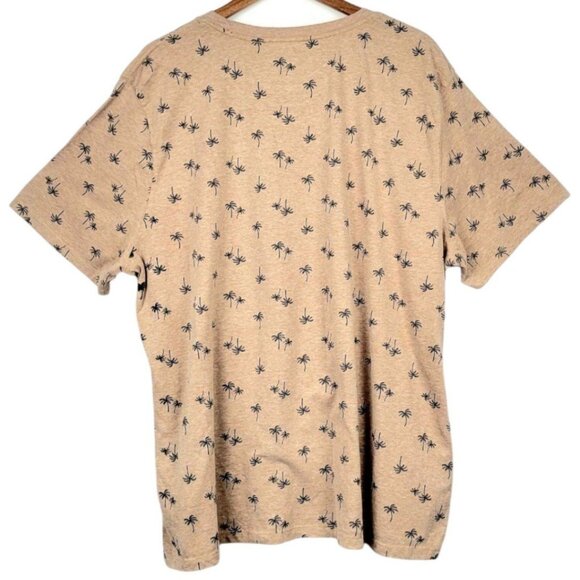 Men's XXL Old Navy Soft-Washed T-Shirt -Trendy Brown Hawaiian Palm Tree Design - Picture 6 of 12